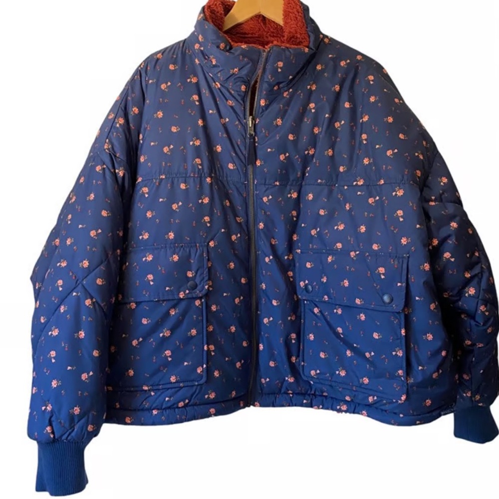 Flowered Reversible Puffer Jacket 
American Eagle | Sz XXL| New